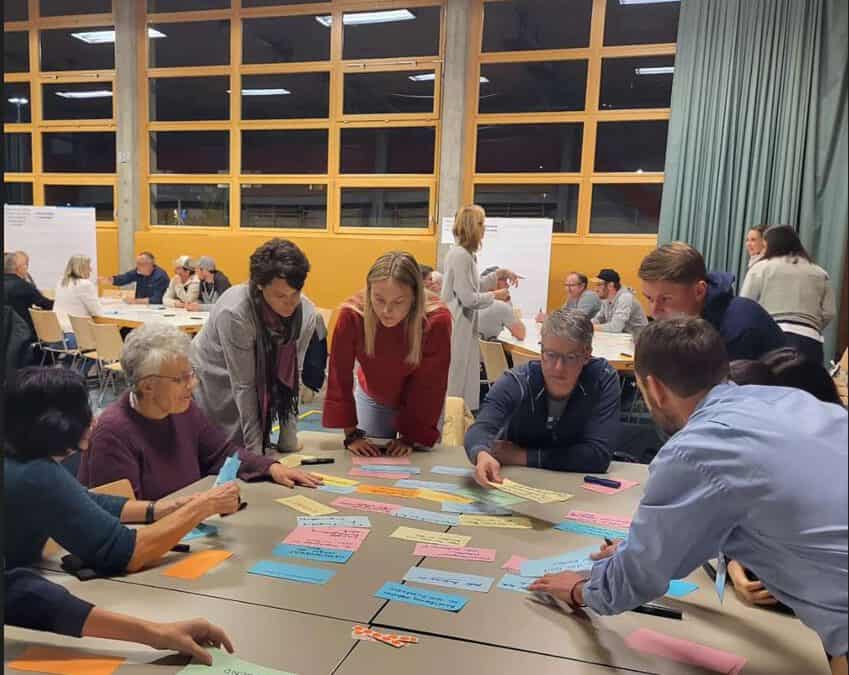 Imagine a community shaping its own future – together! Vals Living Lab